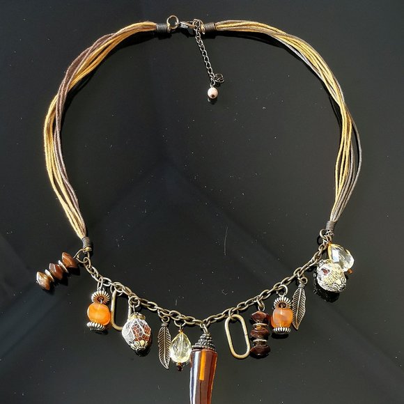 VINTAGE Hand made Earth Tone Resin Beaded Necklace with accent charms - Picture 2 of 6